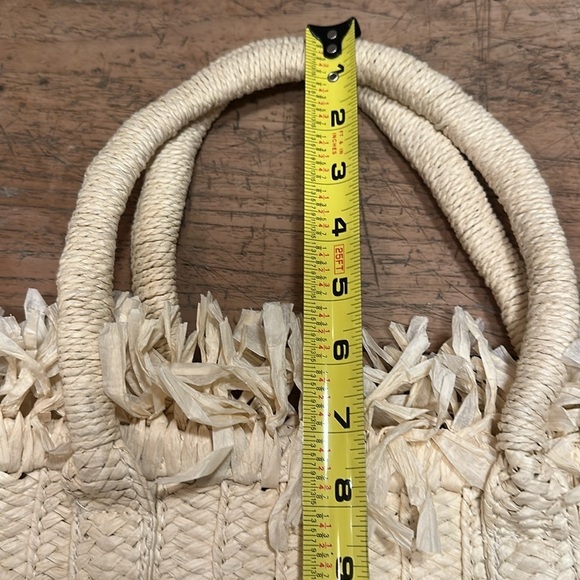 BTB Los Angeles fringe top beach bag - Picture 10 of 10